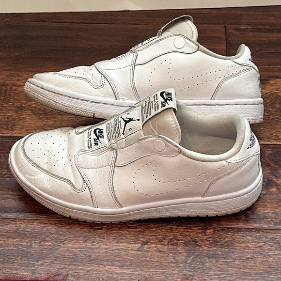 Women’s Nike AIR JORDAN 1 Low Slip On, Size 8.5 - Picture 4 of 7